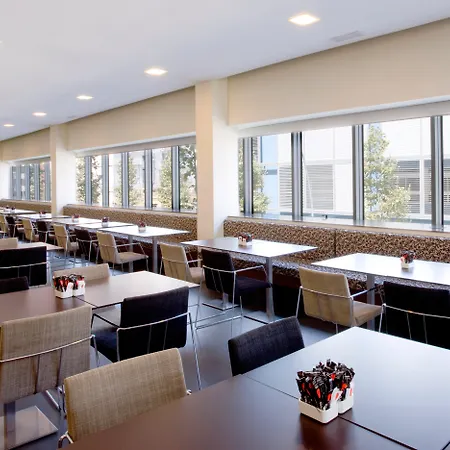 Holiday Inn Express Barcelona City 22@ By Ihg 