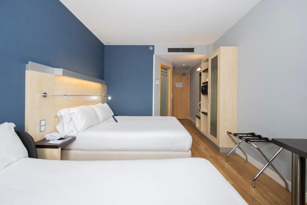 Hotel Express 22@ By Ihg